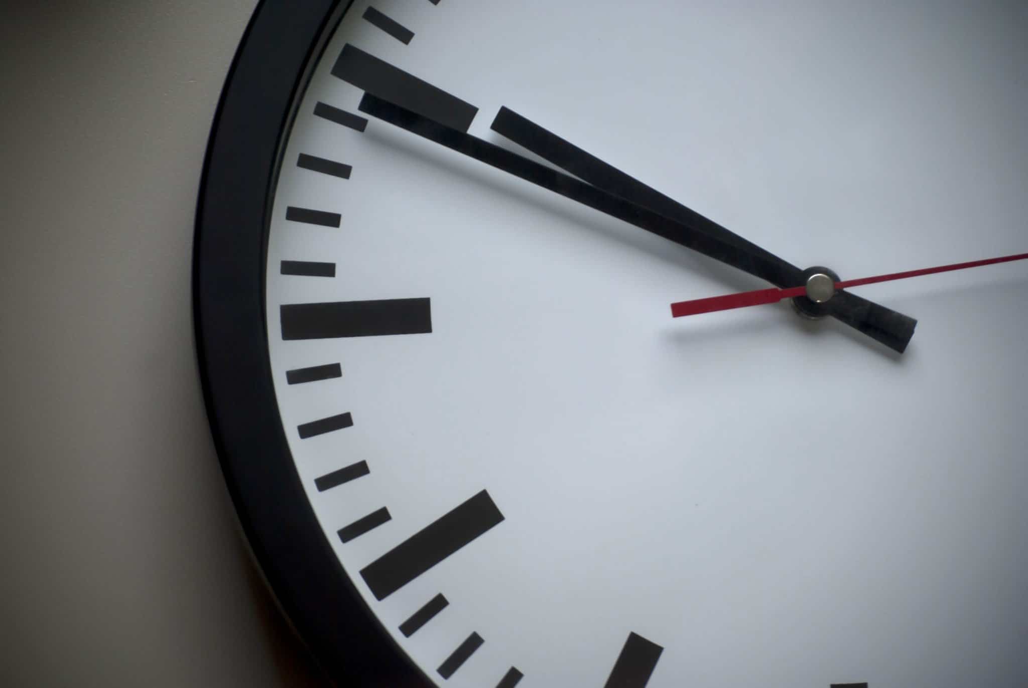 Setting the timezone on CentOS 7